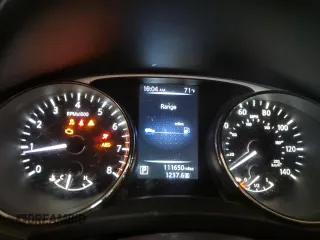 2016 Nissan Rogue SV with VIN JN8AT2MTXGW025429, listed as a Copart auction lot 49287085 with 111,650 mi miles and Salvage Title. Bid and sale history available at carsss.com. Image 9.