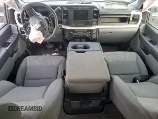 2024 Ford F-250 XL z VIN 1FT7W2BN2RED44351, wystawiony jako Copart lot #88807765 z przebiegiem 22 388 mil mil oraz Szkoda całkowita • Salvage title. Historia ofert i sprzedaży dostępna na DreamBid. Obrazek 8.