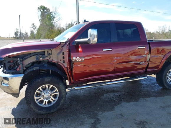 2018 Ram 2500 Laramie с VIN 3C6UR5FL9JG206461, выставлен на аукционе IAAI как лот 41655870 с пробегом 124 386 миль миль и . История ставок и продаж доступна на DreamBid. Изображение 6.