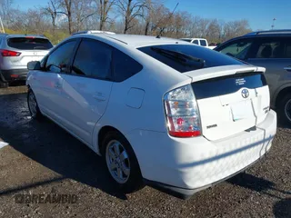2008 Toyota Prius with VIN JTDKB20UX83357830, listed as a IAAI auction lot 40937503 with 262,868 mi miles. Bid and sale history available at carsss.com. Image 3.