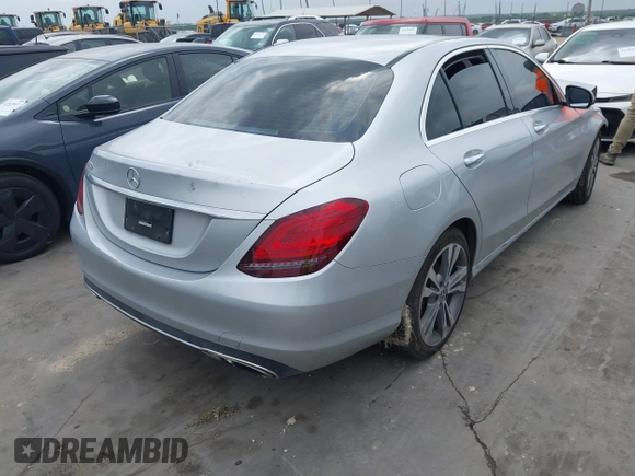 2020 Mercedes-Benz C 300 с VIN WDDWF8DBXLR539976, выставлен на аукционе IAAI как лот 42116664 с пробегом 88 064 миль миль и . История ставок и продаж доступна на DreamBid. Изображение 4.