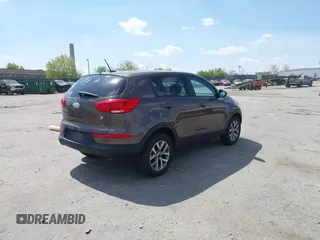 2014 Kia Sportage LX with VIN KNDPBCAC4E7629701, listed as a IAAI auction lot 42097140 with 183,552 mi miles and . Bid and sale history available at carsss.com. Image 4.