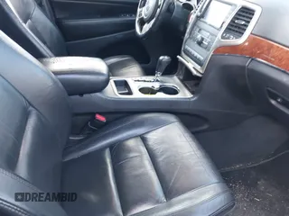 2013 Jeep Grand Cherokee Limited with VIN 1C4RJEBG2DC578388, listed as a IAAI auction lot 41624008 with 182,970 mi miles. Bid and sale history available at carsss.com. Image 5.