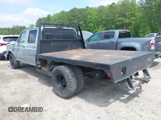 1996 Ford F-350 с VIN 1FTJW35F2TEA86632, выставлен на аукционе IAAI как лот 42097863 с пробегом 221 399 миль миль и . История ставок и продаж доступна на DreamBid. Изображение 3.