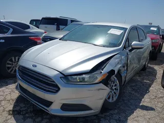 2016 Ford Fusion S with VIN 3FA6P0G76GR156522, listed as a IAAI auction lot 42199343 with 179,342 mi miles and . Bid and sale history available at DreamBid. Image 2.
