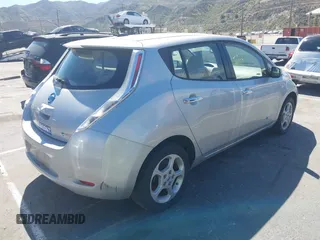 2012 Nissan LEAF SL with VIN JN1AZ0CP9CT021731, listed as a IAAI auction lot 41978898 with 33,198 mi miles. Bid and sale history available at carsss.com. Image 4.