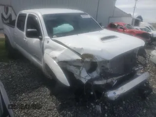 2005 Toyota Tacoma z VIN 5TEMU52N15Z050084, wystawiony jako Copart lot #89392445 z przebiegiem 158 752 mil mil oraz Szkoda całkowita • Salvage title. Historia ofert i sprzedaży dostępna na DreamBid. Obrazek 4.