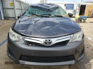 2014 Toyota Camry L with VIN 4T1BF1FK0EU424019, listed as a Copart auction lot 53088585 with 185,010 mi miles and Salvage Title. Bid and sale history available at DreamBid. Image 5.