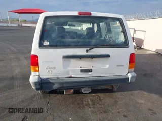 2000 Jeep Cherokee SE с VIN 1J4FT28S2YL105971, выставлен на аукционе IAAI как лот 42014977 с пробегом 216 823 миль миль и . История ставок и продаж доступна на DreamBid. Изображение 12.