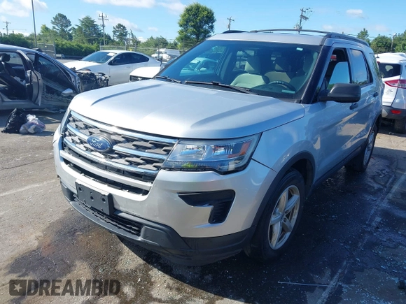 2019 Ford Explorer z VIN 1FM5K7B80KGA18578, wystawiony jako IAAI lot #42408067 z przebiegiem 124 938 mil mil oraz . Historia ofert i sprzedaży dostępna na DreamBid. Obrazek 17.