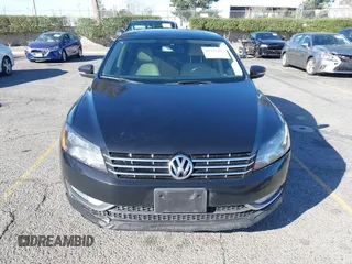 2015 Volkswagen Passat 2.0L TDI SEL Premium with VIN 1VWCV7A31FC053259, listed as a IAAI auction lot 41397357 with 157,842 mi miles. Bid and sale history available at carsss.com. Image 12.