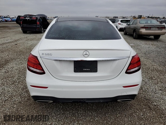 2020 Mercedes-Benz E-Class E 350 with VIN WDDZF8DB6LA701257, listed as a Copart auction lot 43832105 with 37,601 mi miles and Salvage Title. Bid and sale history available at carsss.com. Image 6.