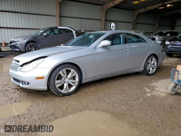 2007 Mercedes-Benz CLS-Class 5.5L with VIN WDDDJ72X87A086024, listed as a Copart auction lot 65056704 with 0 mi miles and Salvage Title. Bid and sale history available at carsss.com. Image 1.