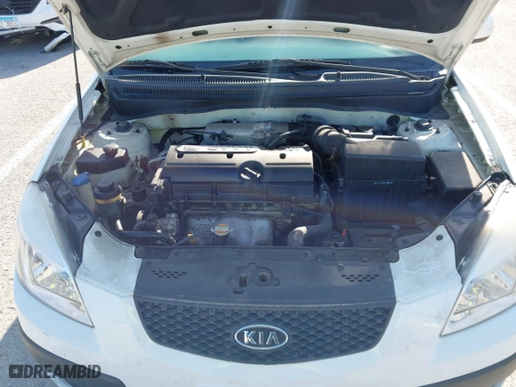 2009 Kia Rio SX with VIN KNADE223696518580, listed as a IAAI auction lot 41990650 with 1 mi miles. Bid and sale history available at carsss.com. Image 10.