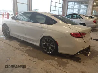 2015 Chrysler 200 S with VIN 1C3CCCBG4FN600570, listed as a IAAI auction lot 41964364 with 1 mi miles. Bid and sale history available at carsss.com. Image 3.