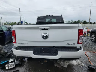 2019 Ram 2500 Big Horn with VIN 3C6UR5DJ0KG697358, listed as a Copart auction lot 62675875 with 98,653 mi miles and Salvage title. Bid and sale history available at DreamBid. Image 6.