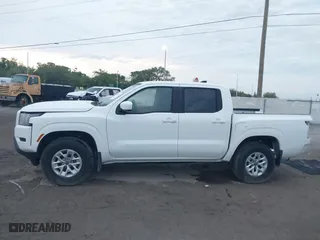 2024 Nissan Frontier PRO-4X with VIN 1N6ED1EK6RN606118, listed as a IAAI auction lot 41870471 with 19,685 mi miles. Bid and sale history available at carsss.com. Image 15.
