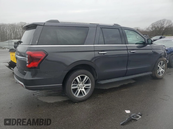 2024 Ford Expedition Max Limited with VIN 1FMJK2A88REA24346, listed as a Copart auction lot 52884835 with 33,202 mi miles and Clean title. Bid and sale history available at DreamBid. Image 3.