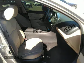 2014 Kia Optima LX z VIN 5XXGM4A70EG321774, wystawiony jako IAAI lot #36053297 z przebiegiem 89 189 mil mil oraz . Historia ofert i sprzedaży dostępna na DreamBid. Obrazek 5.