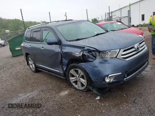 2013 Toyota Highlander Limited with VIN 5TDDK3EH7DS275217, listed as a IAAI auction lot 42321275 with 163,472 mi miles and . Bid and sale history available at DreamBid. Image 1.