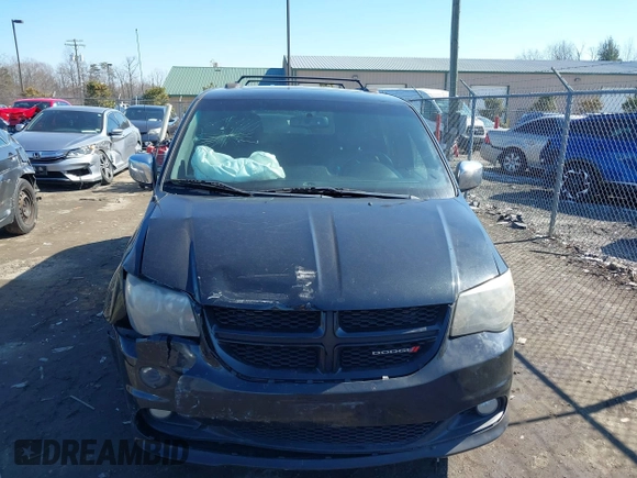 2014 Dodge Grand Caravan R/T with VIN 2C4RDGEG8ER187818, listed as a IAAI auction lot 41645145 with 181,779 mi miles and . Bid and sale history available at DreamBid. Image 12.