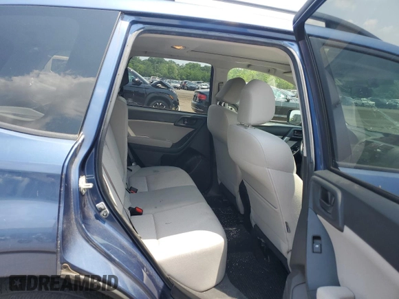 2014 Subaru Forester Premium with VIN JF2SJADC3EH403366, listed as a Copart auction lot 61463335 with 71,571 mi miles and Salvage title. Bid and sale history available at DreamBid. Image 10.