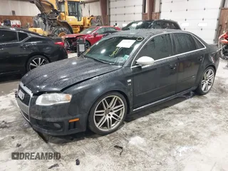 2007 Audi RS 4 z VIN WUARU78E87N903162, wystawiony jako IAAI lot #41553827 z przebiegiem 146 880 mil mil oraz . Historia ofert i sprzedaży dostępna na DreamBid. Obrazek 2.