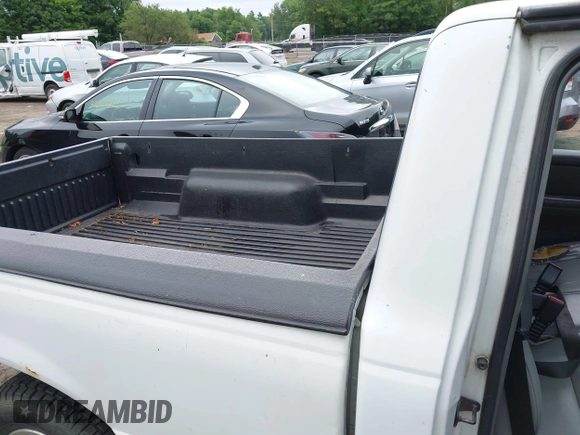 2004 Ford Ranger XL with VIN 1FTYR10D34PA82627, listed as a IAAI auction lot 42727601 with 132,236 mi miles and . Bid and sale history available at DreamBid. Image 8.