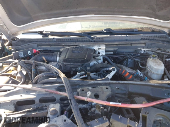 2015 GMC Sierra 2500HD available WiFi Denali with VIN 1GT120E87FF173940, listed as a IAAI auction lot 41843586 with 167,992 mi miles. Bid and sale history available at carsss.com. Image 10.