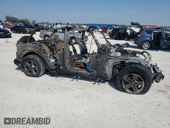 2018 Jeep Wrangler Unlimited Sahara z VIN 1C4HJXEG2JW118046, wystawiony jako Copart lot #47351695 z przebiegiem Nie podano mil oraz Nie do naprawy • Non repairable. Historia ofert i sprzedaży dostępna na DreamBid. Obrazek 4.