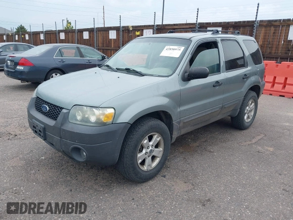 2005 Ford Escape XLT with VIN 1FMYU93165KA02357, listed as a IAAI auction lot 42858975 with 119,905 mi miles and . Bid and sale history available at DreamBid. Image 12.