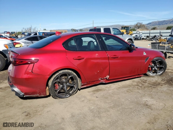 2023 Alfa Romeo Giulia Quadrifoglio with VIN ZARFAMEV9P7674755, listed as a Copart auction lot 44815825 with 25,387 mi miles and Salvage Title. Bid and sale history available at carsss.com. Image 3.