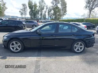 2013 BMW 3 Series 328i with VIN WBA3C1C55DF437722, listed as a IAAI auction lot 41888700 with 70,786 mi miles. Bid and sale history available at carsss.com. Image 15.
