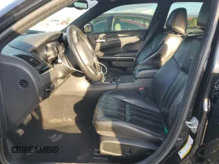 2020 Chrysler 300 S with VIN 2C3CCAGG7LH164590, listed as a Copart auction lot 85084674 with 90,370 mi miles and Salvage Title. Bid and sale history available at DreamBid. Image 7.