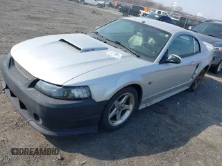 2001 Ford Mustang GT Deluxe with VIN 1FAFP42X61F258356, listed as a IAAI auction lot 41809616 with 197,814 mi miles. Bid and sale history available at carsss.com. Image 2.