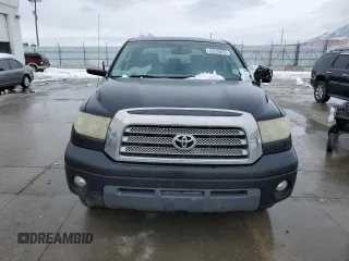 2008 Toyota Tundra Limited z VIN 5TFEV58108X033116, wystawiony jako Copart lot #45726255 z przebiegiem 425 257 mil mil oraz Szkoda całkowita • Salvage title. Historia ofert i sprzedaży dostępna na DreamBid. Obrazek 5.