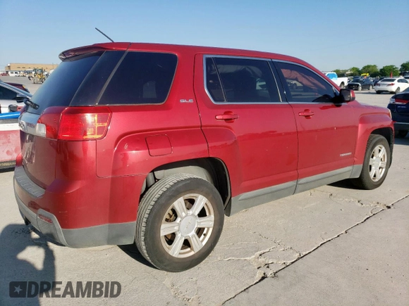2015 GMC Terrain SLE z VIN 2GKALMEK2F6176453, wystawiony jako Copart lot #52455435 z przebiegiem 111 430 mil mil oraz Szkoda całkowita • Salvage title. Historia ofert i sprzedaży dostępna na DreamBid. Obrazek 3.