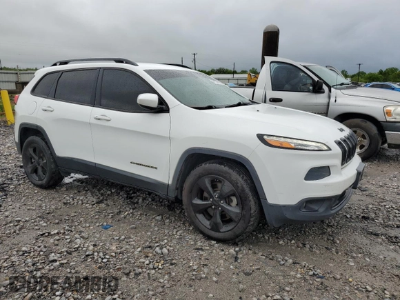 2016 Jeep Cherokee Limited with VIN 1C4PJMDB2GW359436, listed as a Copart auction lot 52103415 with 131,840 mi miles and Clean Title. Bid and sale history available at carsss.com. Image 4.