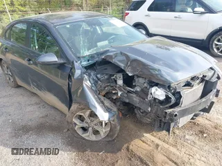 2021 Kia Forte LXS с VIN 3KPF24AD6ME372761, выставлен на аукционе IAAI как лот 42135790 с пробегом 62 310 миль миль и . История ставок и продаж доступна на DreamBid. Изображение 6.