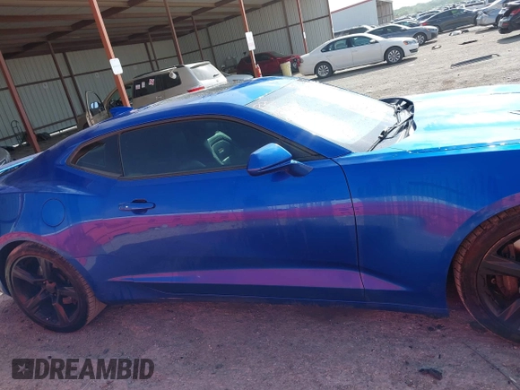2018 Chevrolet Camaro 2SS with VIN 1G1FH1R74J0108298, listed as a IAAI auction lot 42048902 with 54,647 mi miles and . Bid and sale history available at DreamBid. Image 13.