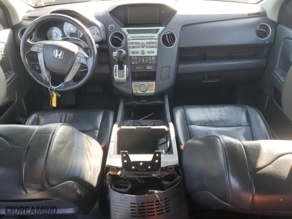 2010 Honda Pilot Touring with VIN 5FNYF4H83AB027165, listed as a Copart auction lot 85119894 with 211,669 mi miles and Salvage Title. Bid and sale history available at carsss.com. Image 8.