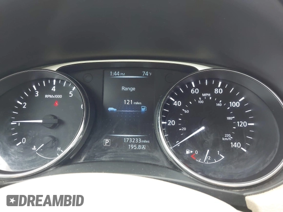 2015 Nissan Rogue SV with VIN 5N1AT2ML4FC795634, listed as a IAAI auction lot 42175728 with 173,233 mi miles and . Bid and sale history available at carsss.com. Image 7.