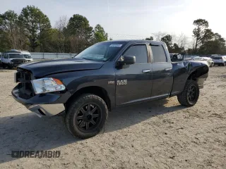 2015 Ram 1500 Outdoorsman z VIN 1C6RR7GT0FS584541, wystawiony jako Copart lot #50808545 z przebiegiem 217 505 mil mil oraz Szkoda całkowita • Salvage title. Historia ofert i sprzedaży dostępna na DreamBid. Obrazek 1.