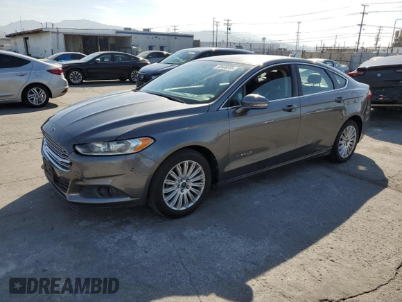 2013 Ford Fusion SE Hybrid with VIN 3FA6P0LU0DR142722, listed as a Copart auction lot 53669205 with 193,990 mi miles and Salvage Title. Bid and sale history available at carsss.com. Image 1.