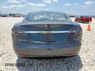 2017 Tesla Model S 60 with VIN 5YJSA1E15HF223354, listed as a Copart auction lot 60064725 with 60,403 mi miles and Salvage title. Bid and sale history available at DreamBid. Image 6.