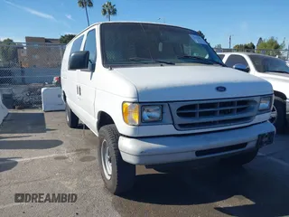 1999 Ford Econoline Cargo with VIN 1FTNE242XXHA74309, listed as a IAAI auction lot 41000681 with 254,715 mi miles. Bid and sale history available at carsss.com. Image 1.
