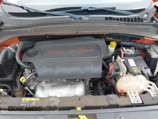 2015 Jeep Renegade Latitude with VIN ZACCJBBT2FPC01463, listed as a IAAI auction lot 41778377 with 94,408 mi miles. Bid and sale history available at carsss.com. Image 10.