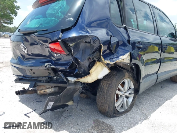2013 Volkswagen Tiguan S with VIN WVGAV3AX5DW620778, listed as a IAAI auction lot 42505171 with 178,399 mi miles and . Bid and sale history available at DreamBid. Image 6.
