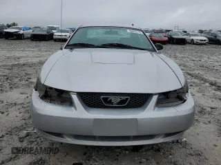 2003 Ford Mustang Standard z VIN 1FAFP40483F404784, wystawiony jako Copart lot #55979115 z przebiegiem Nie podano mil oraz Szkoda całkowita • Salvage title. Historia ofert i sprzedaży dostępna na DreamBid. Obrazek 5.