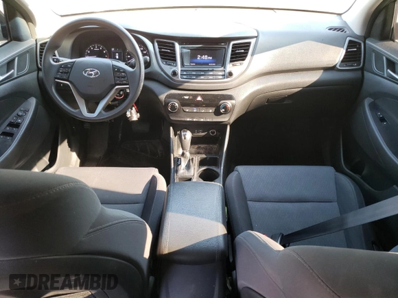 2018 Hyundai Tucson SE z VIN KM8J2CA45JU683675, wystawiony jako Copart lot #46975945 z przebiegiem 108 781 mil mil oraz Szkoda całkowita • Salvage title. Historia ofert i sprzedaży dostępna na DreamBid. Obrazek 8.